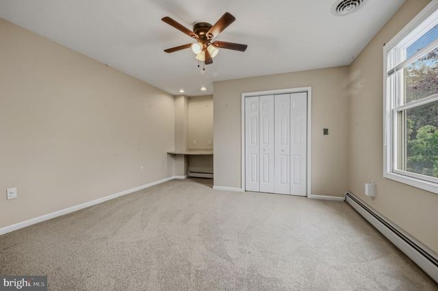 24 KELLER RD, Newark, DE 19713