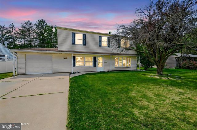 24 KELLER RD, Newark, DE 19713
