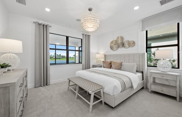 2114 Sequoia, Naples, FL 34120
