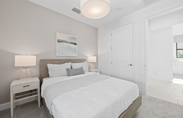 2114 Sequoia, Naples, FL 34120