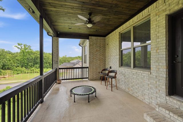 8568 Rapid Water Dr, Sherwood, AR 72120