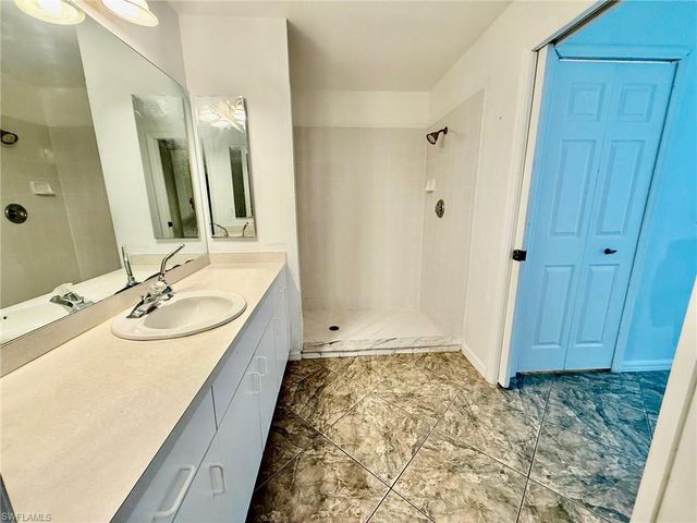 4070 Golden Gate BLVD E, Naples, FL 34120