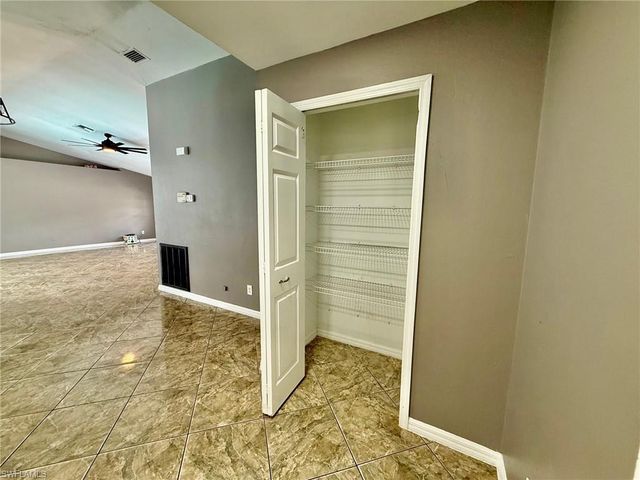 4070 Golden Gate BLVD E, Naples, FL 34120