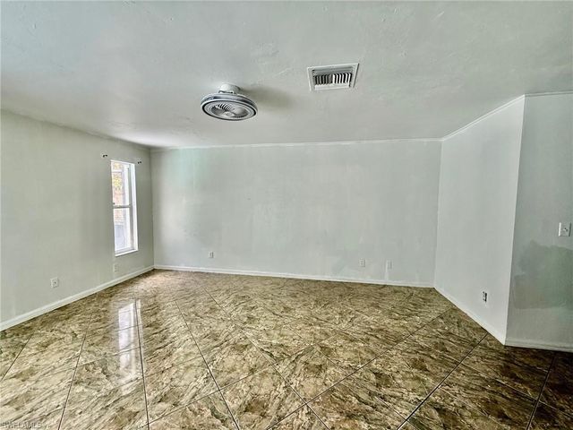 4070 Golden Gate BLVD E, Naples, FL 34120