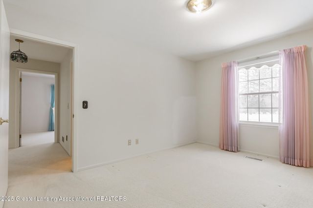 998 Walbridge Drive, East Lansing, MI 48823