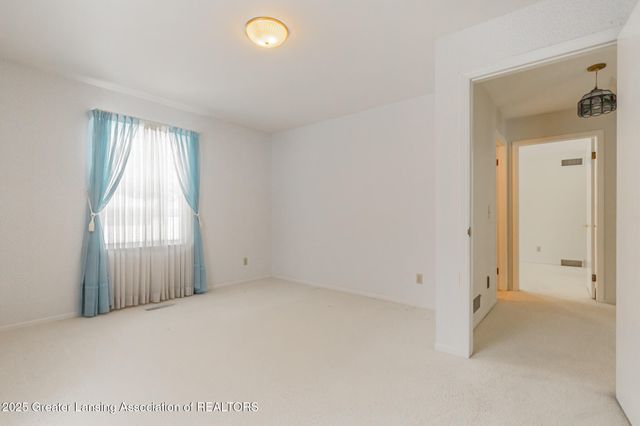 998 Walbridge Drive, East Lansing, MI 48823