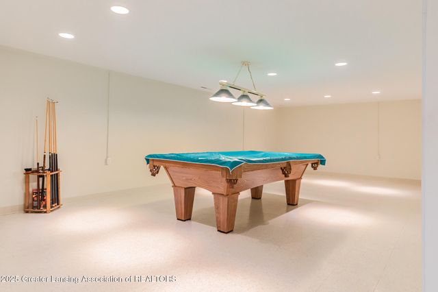 998 Walbridge Drive, East Lansing, MI 48823