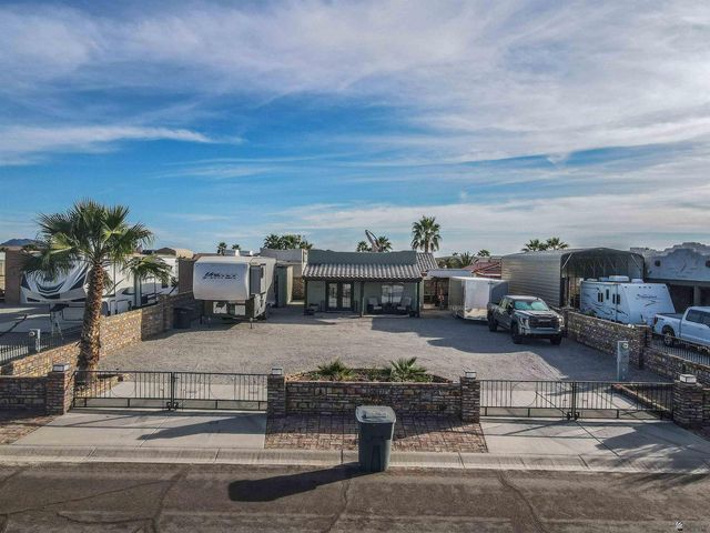 13609 E 55 St, Yuma, AZ 85367