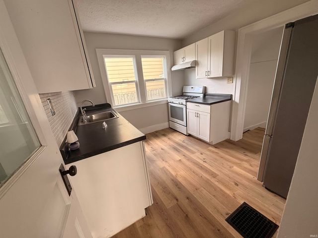 217 Altgeld Street, South Bend, IN 46614