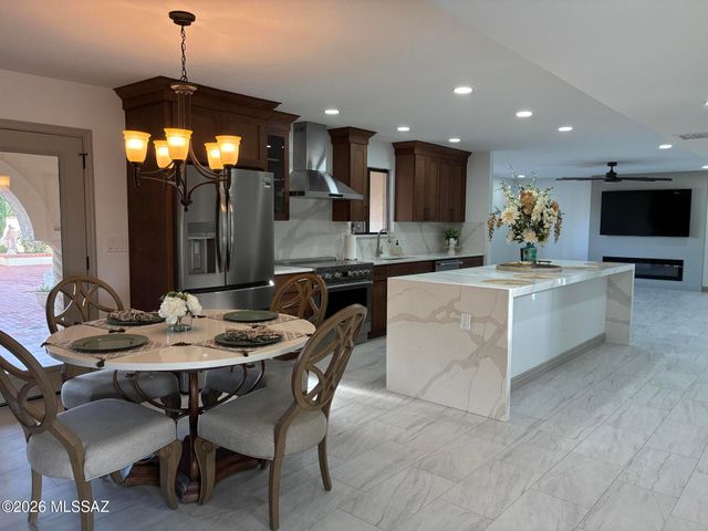 501 S Brown, Tucson, AZ 85710