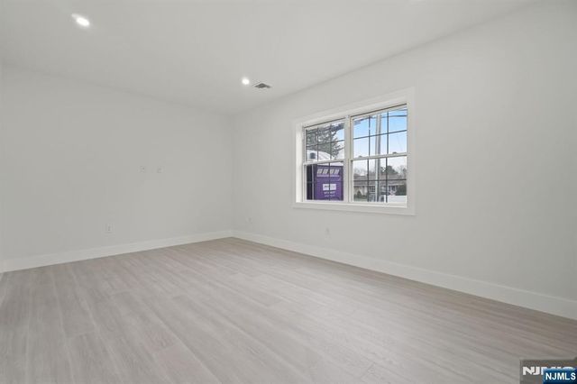 411 A Clinton Avenue, Northvale, NJ 07647