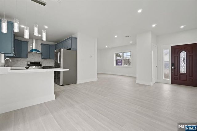 411 A Clinton Avenue, Northvale, NJ 07647
