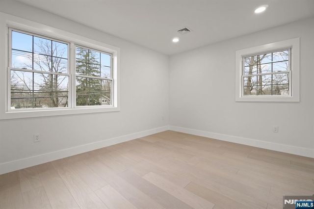 411 A Clinton Avenue, Northvale, NJ 07647