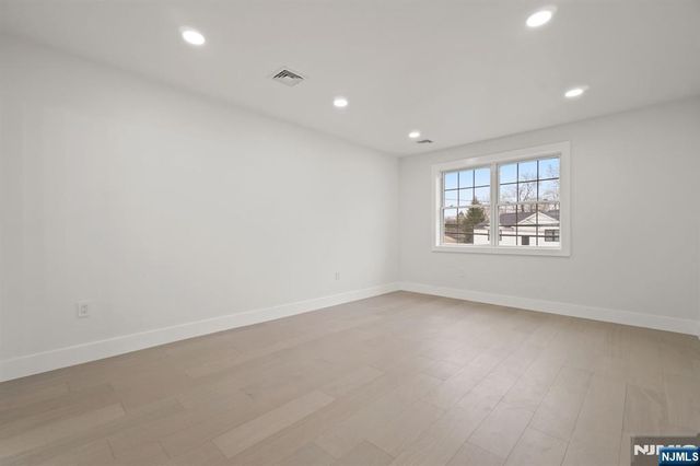 411 A Clinton Avenue, Northvale, NJ 07647