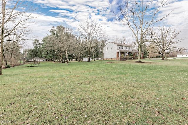 16860 Snyder Road, Chagrin Falls, OH 44023