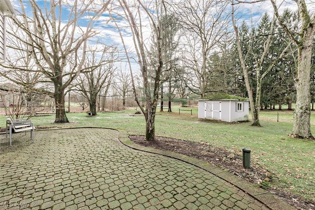 16860 Snyder Road, Chagrin Falls, OH 44023