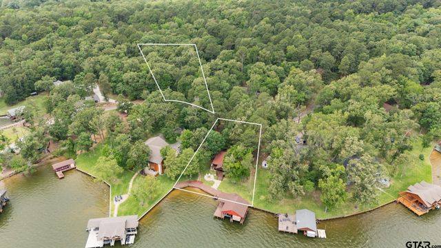 307 King Laurence Ct, Scroggins, TX 75480