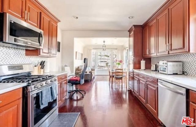 2900 W 80th Street, Inglewood, CA 90305