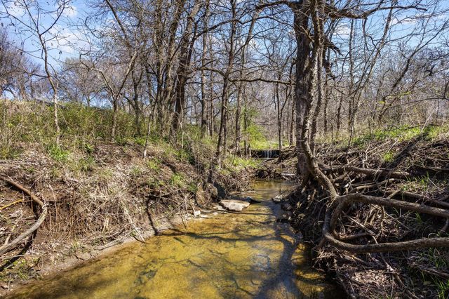 107 Falls Creek Lane, Gunter, TX 75058