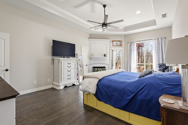 107 Falls Creek Lane, Gunter, TX 75058