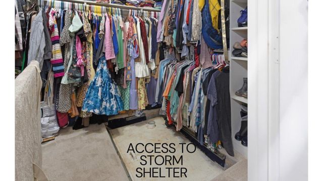 107 Falls Creek Lane, Gunter, TX 75058