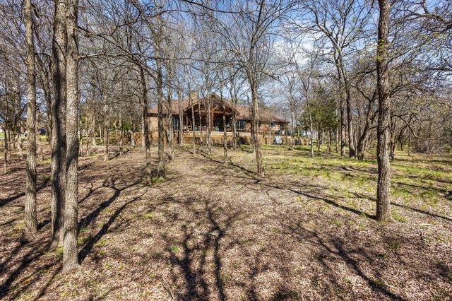 107 Falls Creek Lane, Gunter, TX 75058