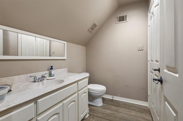 107 Falls Creek Lane, Gunter, TX 75058