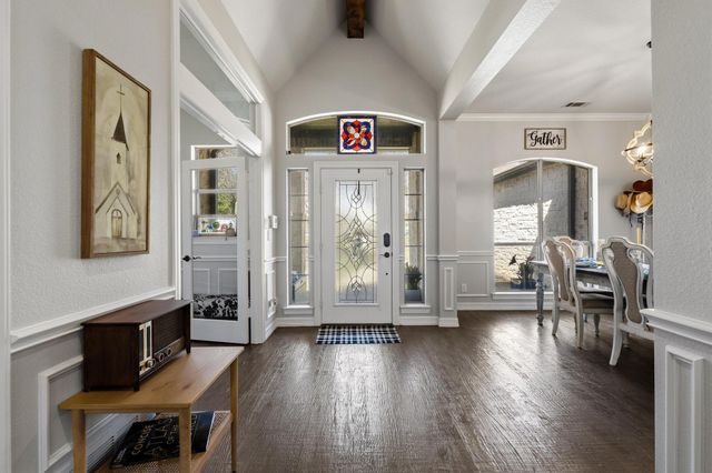 107 Falls Creek Lane, Gunter, TX 75058