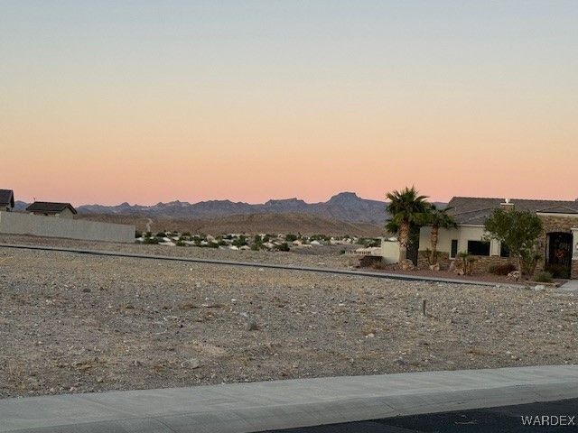 2729 Promontory Drive, Bullhead City, AZ 86429