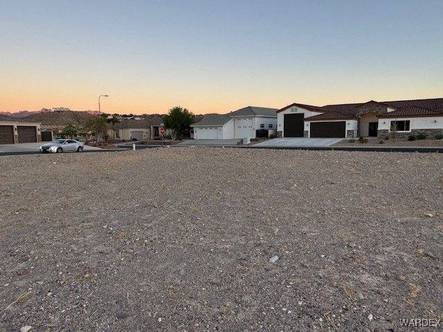 2729 Promontory Drive, Bullhead City, AZ 86429