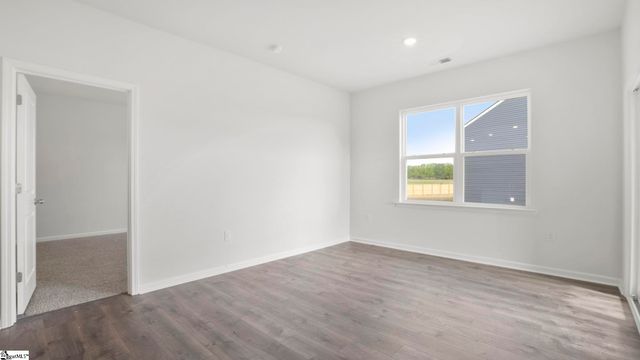 211 Alistar Avenue, Gray Court, SC 29645