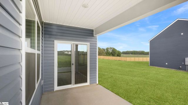 211 Alistar Avenue, Gray Court, SC 29645