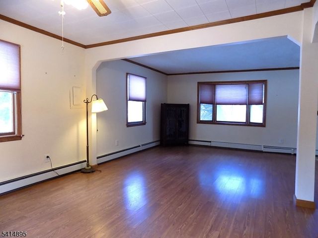 21 Romondt Rd, Pequannock Twp., NJ 07444