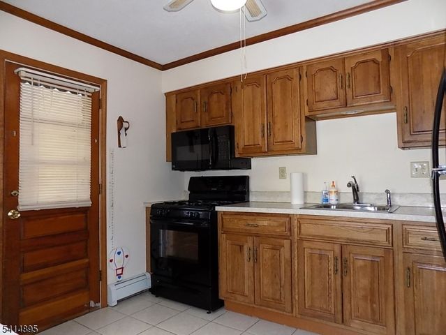 21 Romondt Rd, Pequannock Twp., NJ 07444