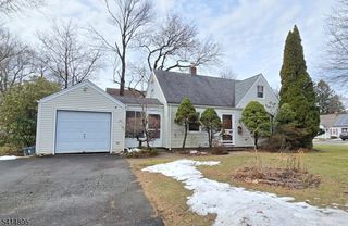 21 Romondt Rd, Pequannock Twp., NJ 07444