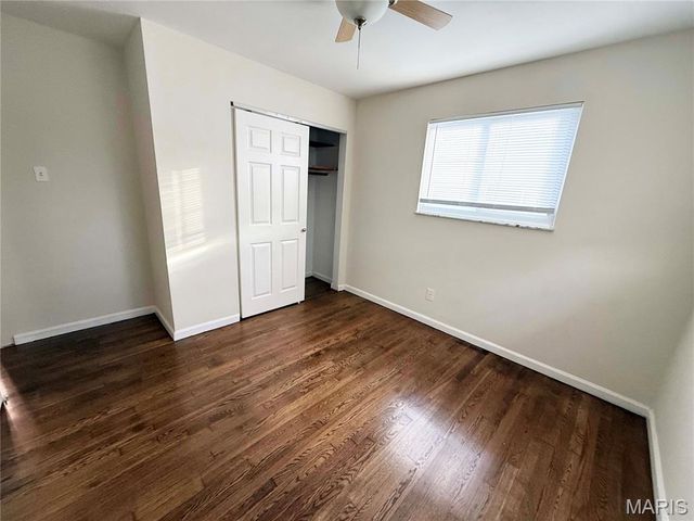 2750 Robert Drive, Florissant, MO 63031