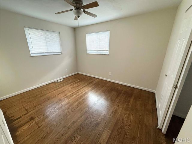 2750 Robert Drive, Florissant, MO 63031