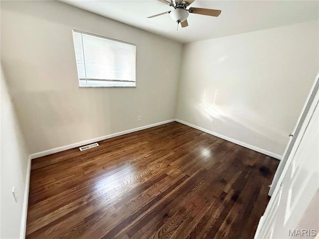 2750 Robert Drive, Florissant, MO 63031