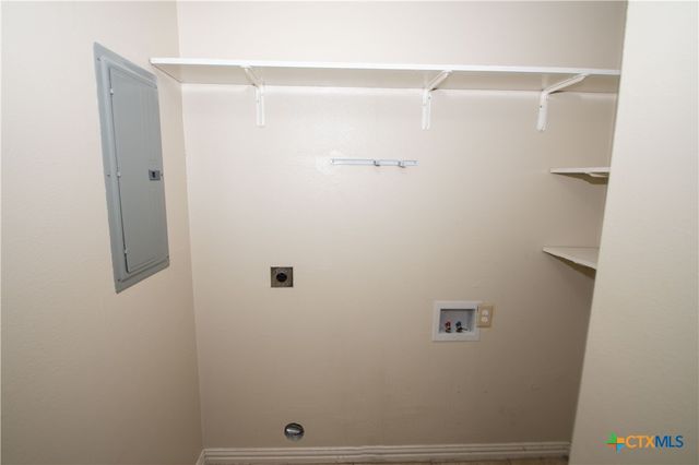 1101 Salem Road, Victoria, TX 77904