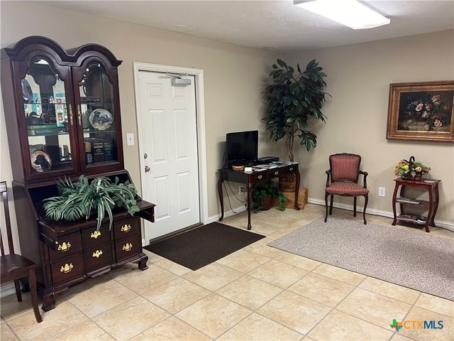 1101 Salem Road, Victoria, TX 77904