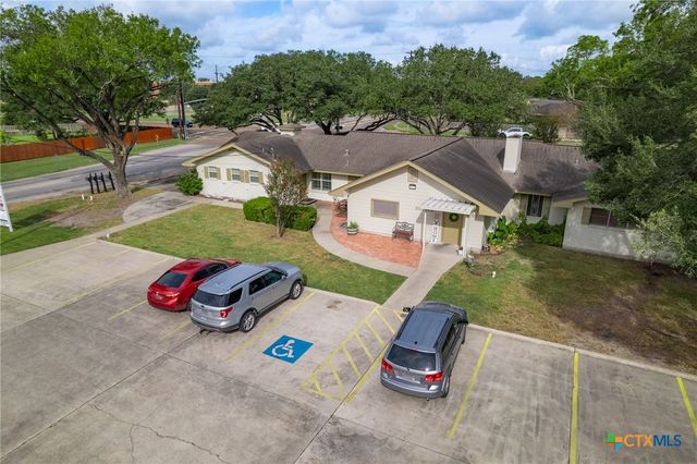 1101 Salem Road, Victoria, TX 77904