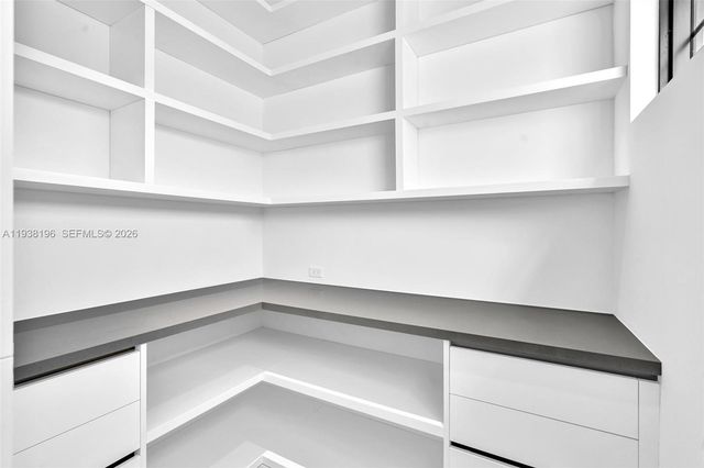 9264 Dickens Ave, Surfside, FL 33154