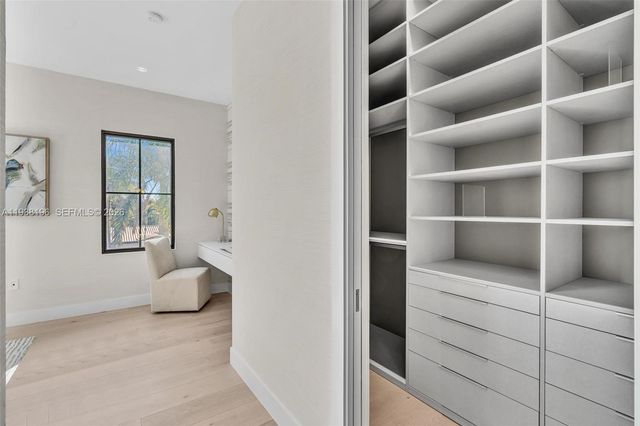 9264 Dickens Ave, Surfside, FL 33154