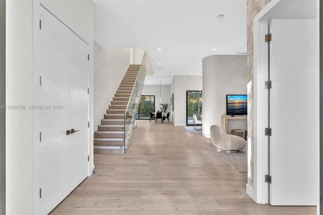 9264 Dickens Ave, Surfside, FL 33154