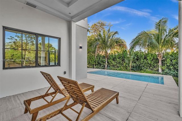 9264 Dickens Ave, Surfside, FL 33154