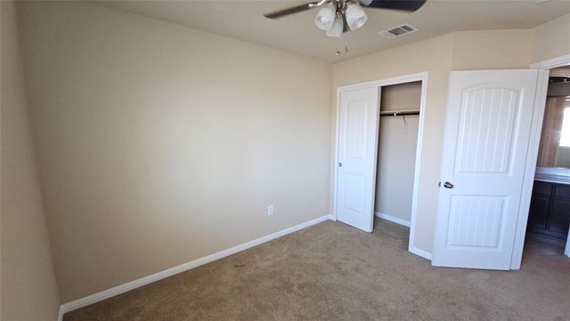 617 Katmai CIR, Pflugerville, TX 78660