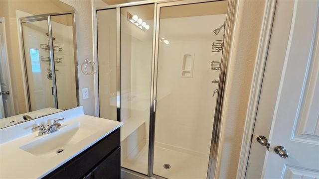 617 Katmai CIR, Pflugerville, TX 78660