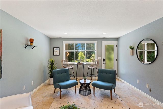 3324 Deer Island Drive E, Lake Tapps, WA 98391