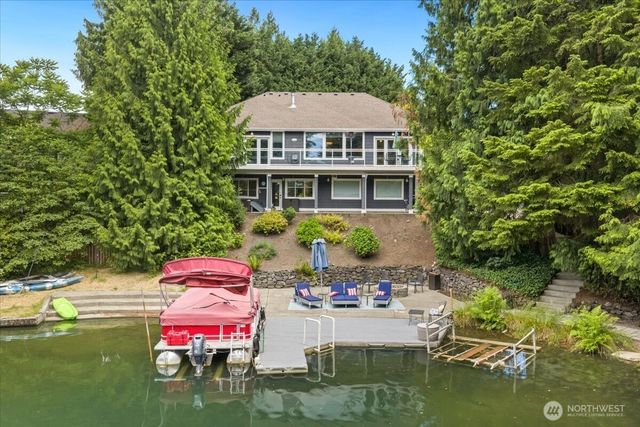 3324 Deer Island Drive E, Lake Tapps, WA 98391