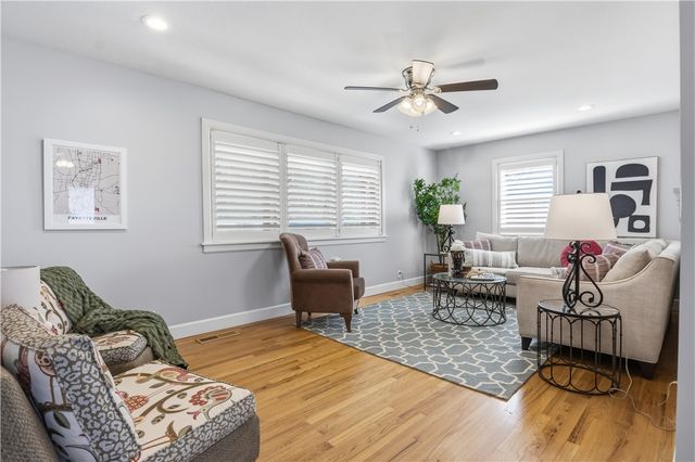 1617 W Shadowridge Drive, Fayetteville, AR 72701
